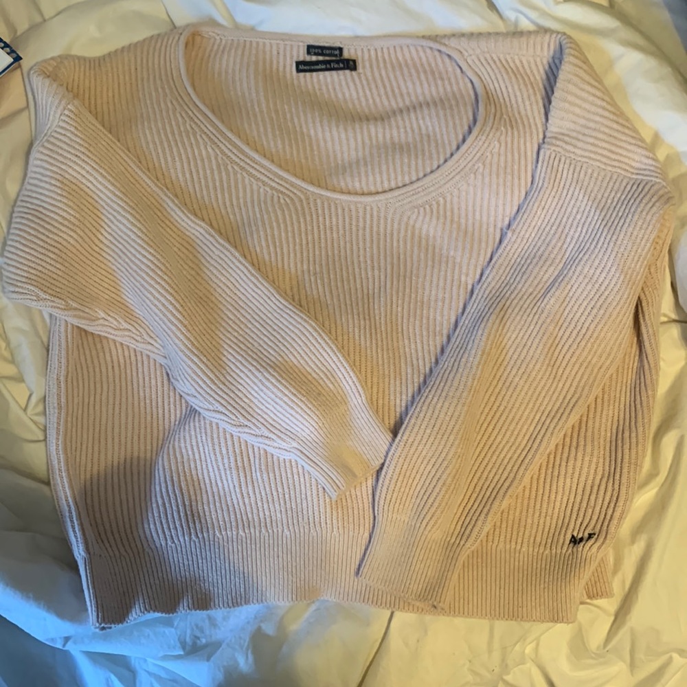 Light pink sweater